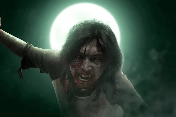 Scary Zombie Blood Wound His Body Crawling Full Moon Background — 图库照片