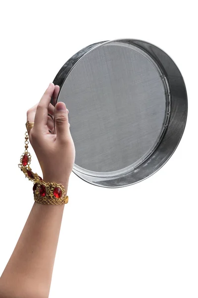 Mulher Mão Segurando Karwa Chauth Filtro Para Celebração Karwa Chauth — Fotografia de Stock