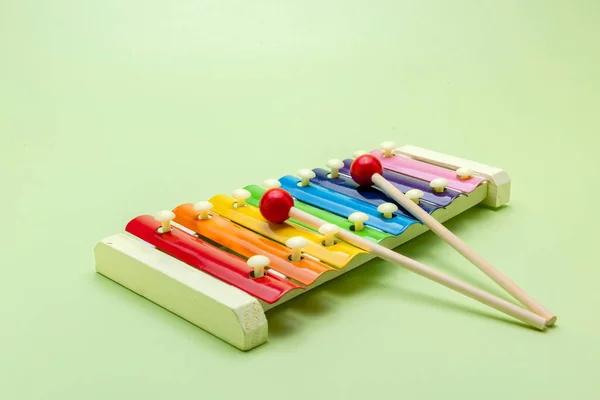 色彩斑斓的木制木制木制木制木制背景音乐玩具 — 图库照片