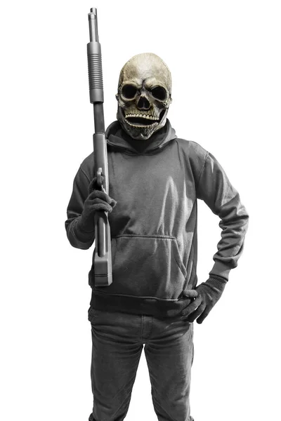 Человек Костюме Головы Черепа Хэллоуин Держит Пистолет Изолирован Белом Фоне — стоковое фото