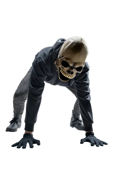 Mann Mit Totenkopf Kostüm Halloween Isoliert Vor Weißem Hintergrund — Stockfoto