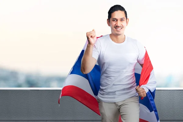 Los Hombres Asiáticos Celebran Día Independencia Tailandia Diciembre Con Bandera —  Fotos de Stock