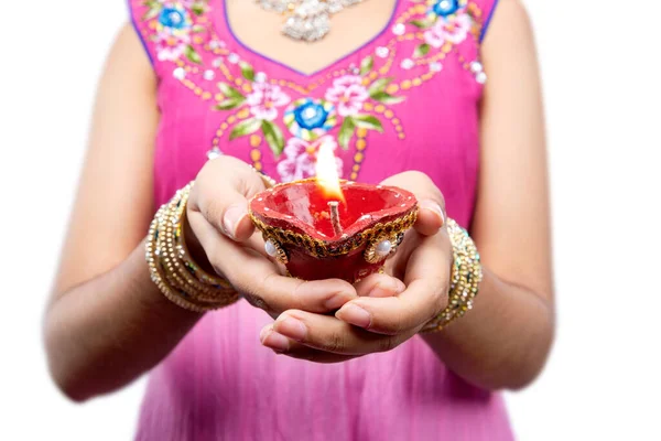 Frau Hält Diya Öllampen Für Das Diwali Fest Isoliert Über — Stockfoto