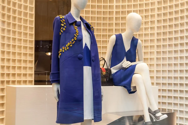 Moda mağazası, milan, vitrin — Stok fotoğraf