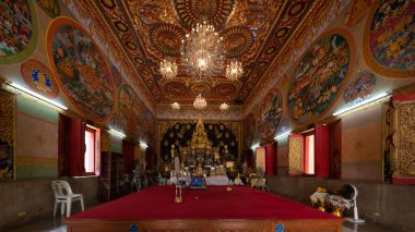 Bangkok, Tayland - 26 Haziran 2022. Wat Dan. Chao Phraya Nehri 'nin yanında..