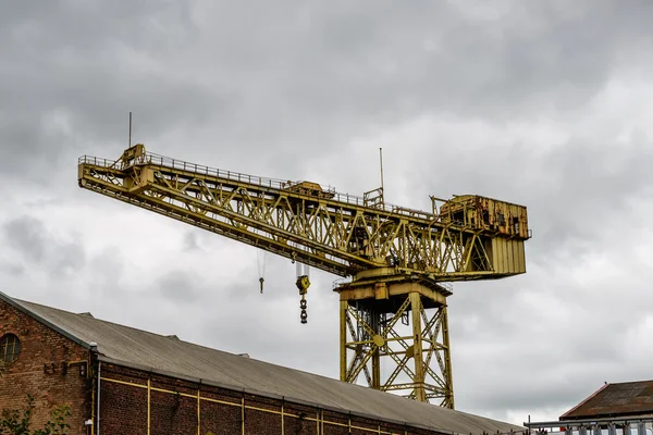 Cantilever crane, Glasgow — Stock Photo, Image