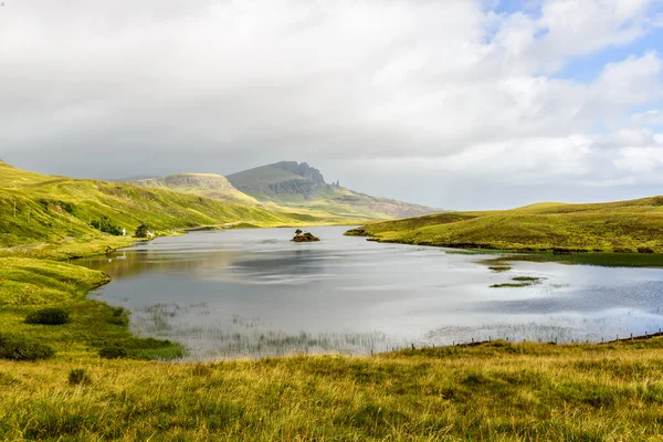 Storr landschap in scotalnd — Stockfoto