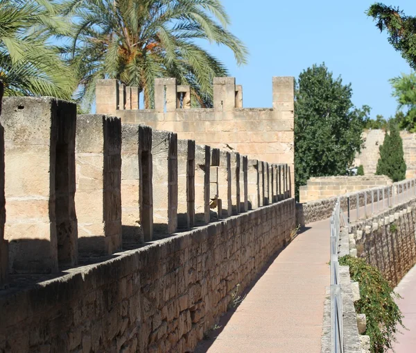 Fortaleza velha em Alcudia, Maiorca — Fotografia de Stock