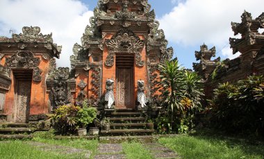 Bali Adası dinî yapılar