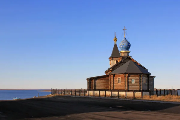 クラスノヤルスク準州北部のハタンガ村にある聖エピファニー教会 ロシア — ストック写真