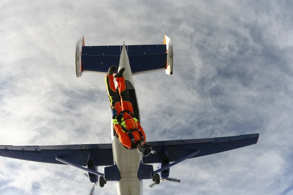 Zdjęcie skoki spadochronowe. — Zdjęcie stockowe