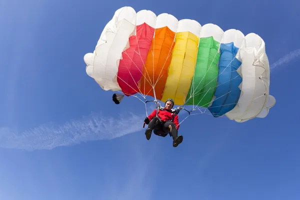 Parachutespringen — Stockfoto