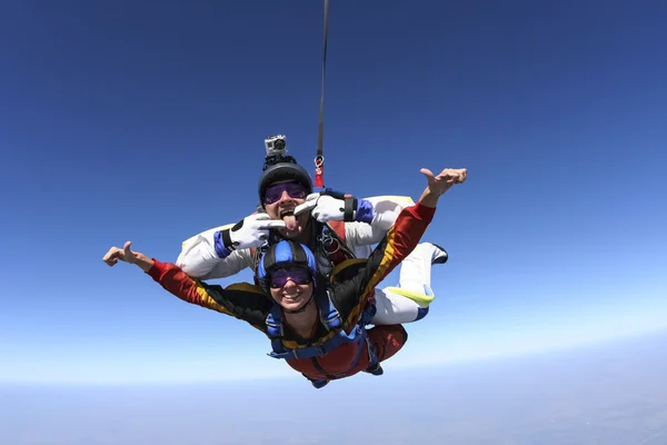 Skydiving fotoğraf. Tandem. — Stok fotoğraf