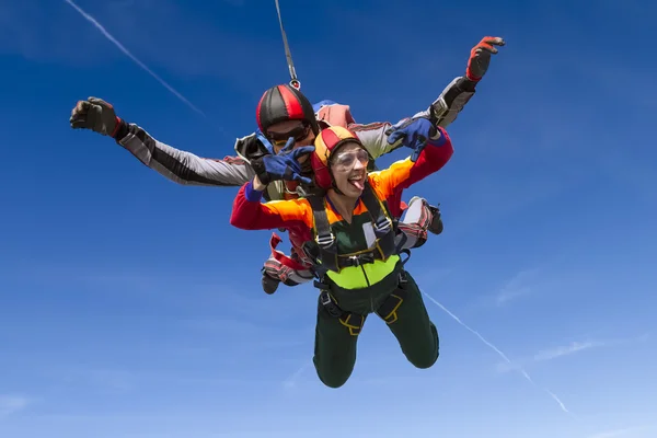 Parachutespringen foto. tandem. — Stockfoto