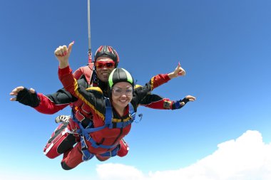 Tandem paraşüt