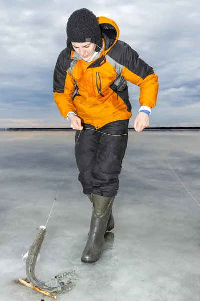 Ice fishing — Stock Photo, Image