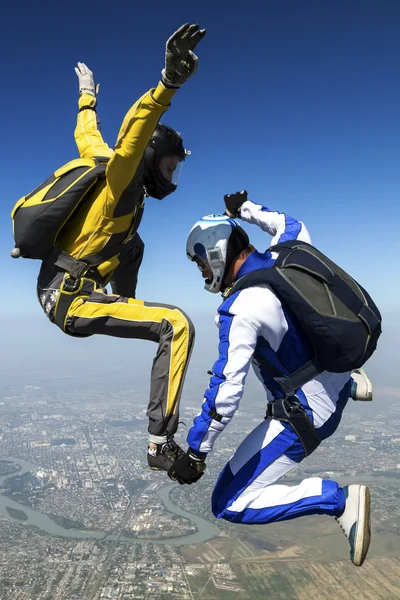 Girl and a guy skydivers. — Stock Photo, Image