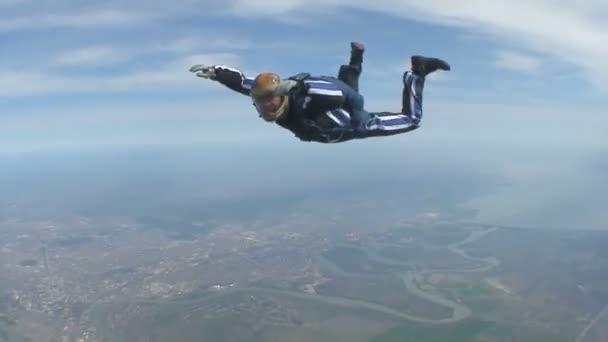 Skydiver en chute libre — Video