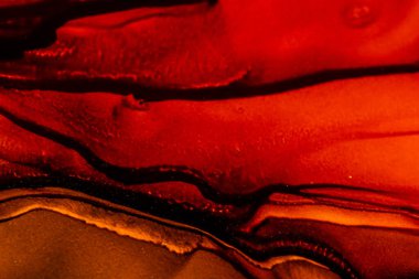 Soyut parlak renk sıvısı arka plan, elle çizilmiş alkol tablosu. Arkaplan tasarımı için sıvı mürekkep dokusu