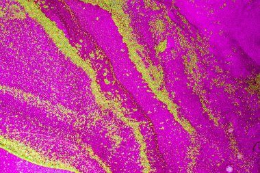 Soyut parlak parlak renk akışkan arka plan, altın çizgili el yapımı alkol tablosu. Yüksek çözünürlüklü arkaplan tasarımı için sıvı mürekkep dokusu