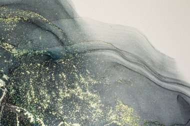 Soyut parlak parlak renk akışkan arka plan, altın çizgili el yapımı alkol tablosu. Yüksek çözünürlüklü arkaplan tasarımı için sıvı mürekkep dokusu