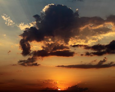 gün batımında güneş