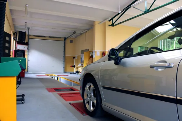 Auto inspection station — Stock Photo, Image