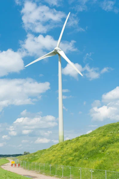 Wind turbine — Stock Photo, Image