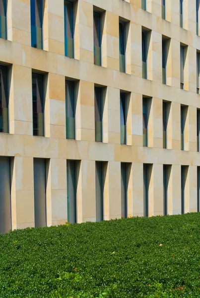 Edificio de oficinas — Foto de Stock