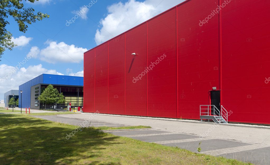 Capannone industriale — foto stock © hansenn #13838898 Colori capannoni industriali