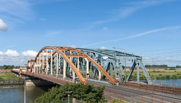 Ponte ferroviária — Fotografia de Stock