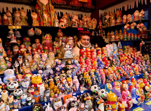 Russian dolls for sale — Stock Photo, Image