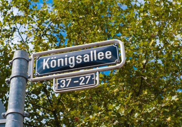 Straßenschild — Stockfoto