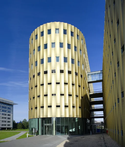 Moderno edificio per uffici — Foto Stock