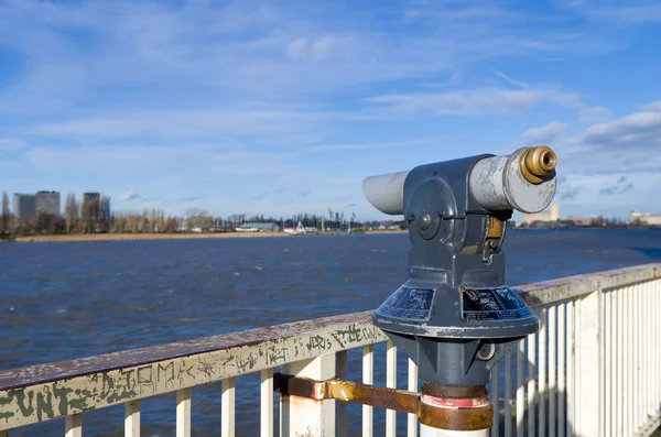 Vecchio telescopio — Foto Stock