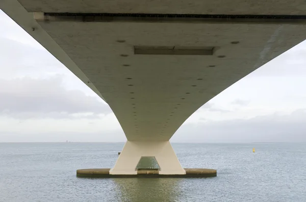 Pilar de puente — Foto de Stock