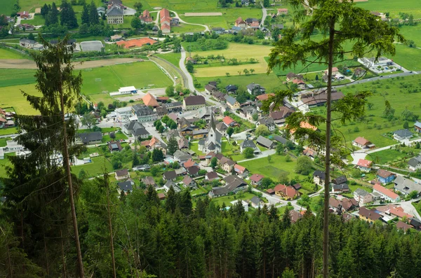 Village in valley — Stock Photo, Image