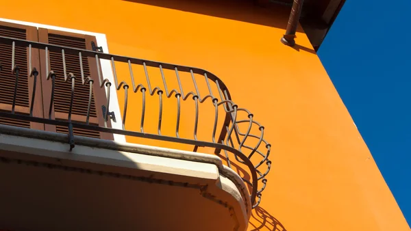 Piccolo balcone — Foto Stock