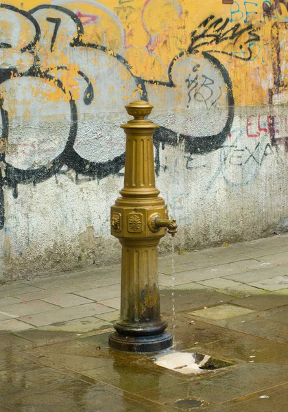 Torneira de rua — Fotografia de Stock