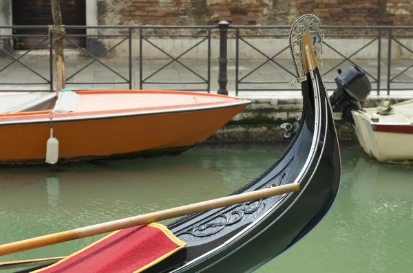 Venetianska gondolen — Stockfoto
