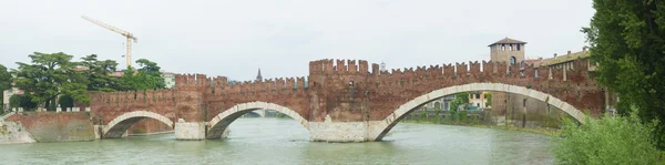 Middeleeuwse brug — Stockfoto