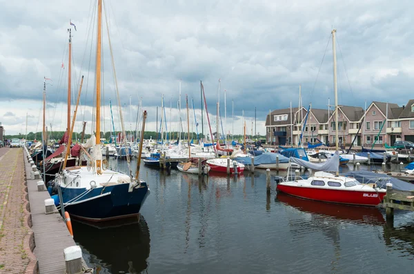 Yachts in harbor — Stock Photo, Image