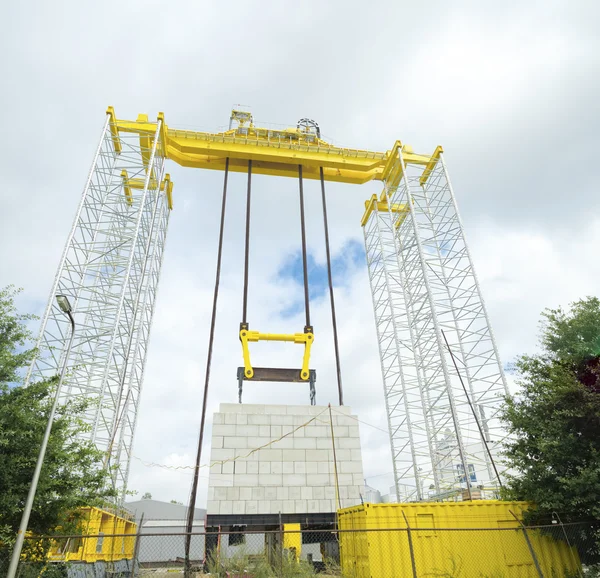 Hydraulic lift — Stock Photo, Image