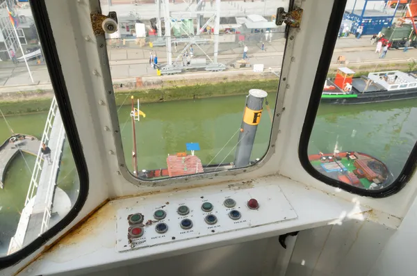 Harbor crane — Stock Photo, Image