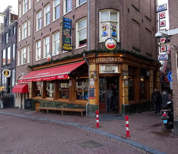 Vecchio pub marinaio ad Amsterdam — Foto Stock