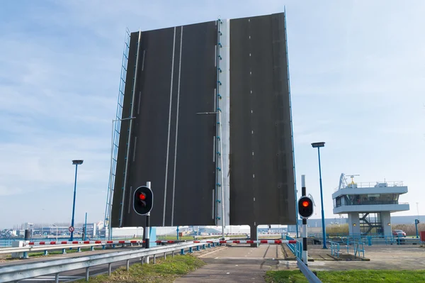 Puente abierto — Foto de Stock