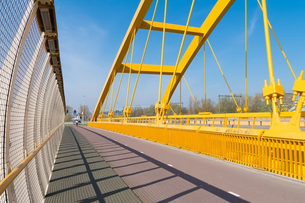 Pont voûte jaune — Photo