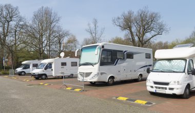 Karavan için otopark
