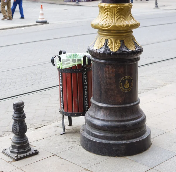 Lamppost in istanbul — Stock Photo, Image