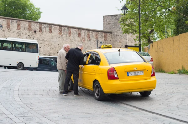 Yellow taxi — Stock Photo, Image